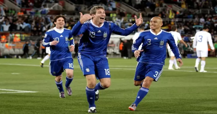 新疆vs同曦直播_24小时新疆vs同曦直播_无插件新疆vs同曦直播频道-24直播